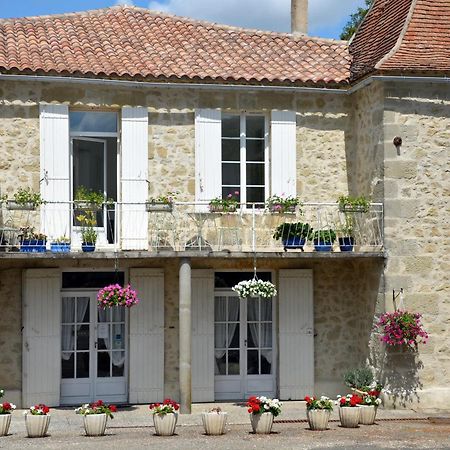 Chez Madeleine Bed and Breakfast Saint-Colomb-de-Lauzun Εξωτερικό φωτογραφία