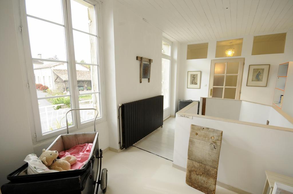 Chez Madeleine Bed and Breakfast Saint-Colomb-de-Lauzun Εξωτερικό φωτογραφία