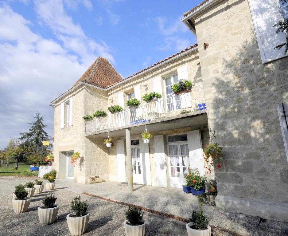 Chez Madeleine Bed and Breakfast Saint-Colomb-de-Lauzun Εξωτερικό φωτογραφία